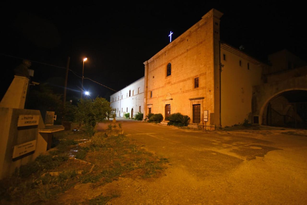 Hotel Convento Di Stignano Rignano Garganico Exterior foto